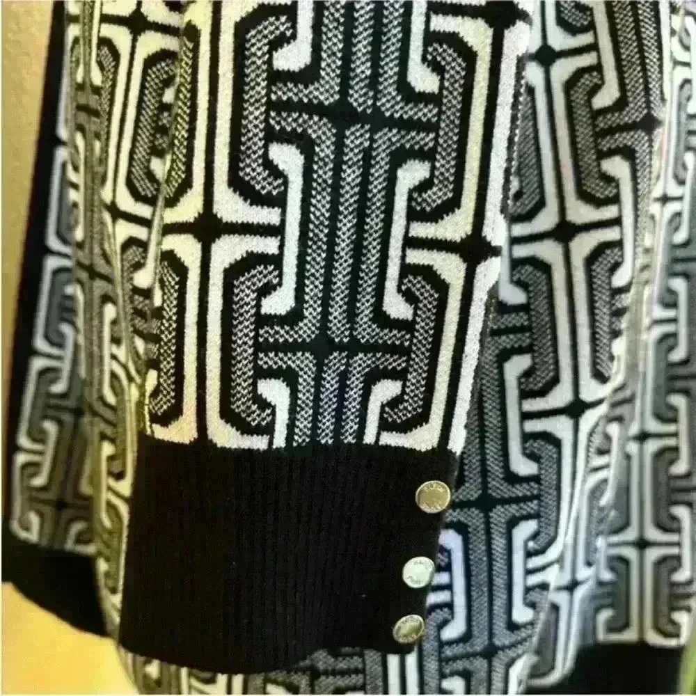 Anne Klein Black/White Print Cardigan Sweater With Tank Size XL EUC! - Picture 9 of 11
